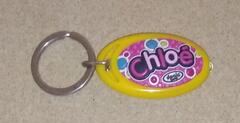 Porte-clés lumineux jaune avec le prénom Chloé