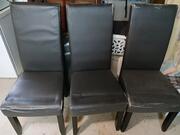 chaises