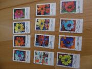 Série 12 timbres Les couleurs du Cosmos 2020