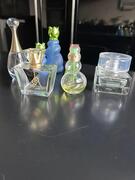 Flacons de parfum vides