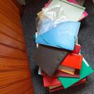 Lot classeurs, pochettes divers