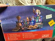 train noel