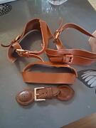 morceaux de cuir et boucles pour loisirs créatifs
