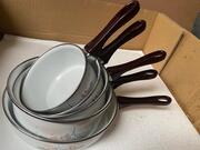 Lot de 5 casseroles