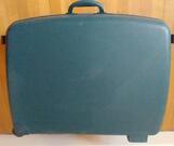valise verte Delsey à clés