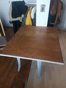 Table + 2 chaises