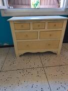 Commode en chêne plein