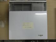 Convecteurs muraux 1 de 1000 w et 1 de 1500 w.