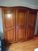armoire trois portes