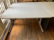 Urgent - Table de bureau 140 x 80 - Très bon état