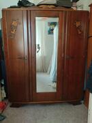 Armoire en bois