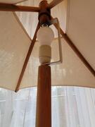 Lampadaire sur pied, en bois