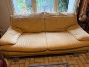 canapé alcantara couleur moutarde