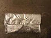 Pochette matelassée couleur gris métallisé neuve