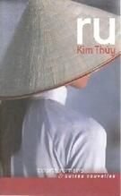 Livre "Ru", de Kim Thuy. (format livre de poche)