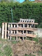 Bois de palettes pour démarrer barbecue ou cheminée.