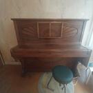 magnifique piano droit en bois