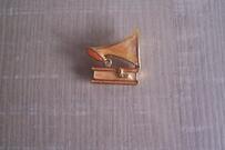 Broche gramophone