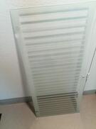 Porte meuble en verre