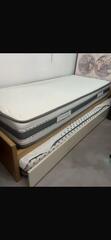 donne 1 matelas 85x190
