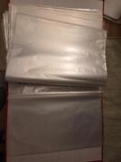 Classeurs avec des pochettes plastiques