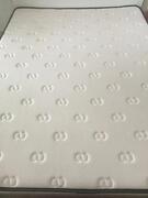 matelas 160/200 , état satisfaisant