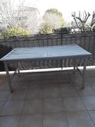 Table de jardin