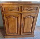 Meuble bas en bois massif chêne