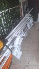 10 rails de 3m et 18 lampes (interieur)