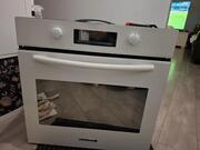 Donne four encastrable fonctionne mai l'éclairage intérieur ne fonctionne pas