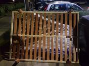 @Sommier à lattes 140 x 190 cm (pas tout jeune)