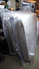 3 lits complets quasi neufs 140X190 sommier+matelat+pieds