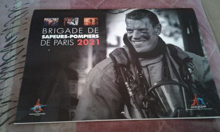 Calendrier pompiers Paris 2021