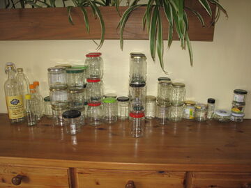 Pots et bouteilles alimentaires en verre