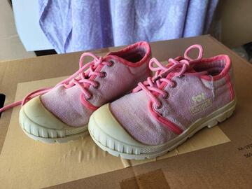 Chaussures toiles enfant taille 32