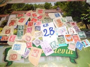 Lot de timbres monde 28