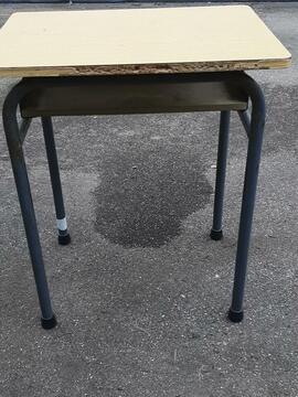 Ancienne table d'école