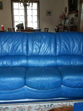 Canapé cuir bleu et fauteuil