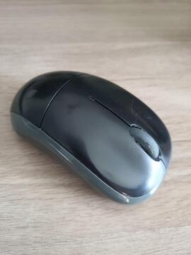 Souris Logitech sans fil à pile