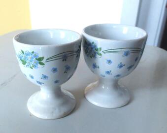 DEUX COQUETIERS PORCELAINE MOTIF MYOSOTIS