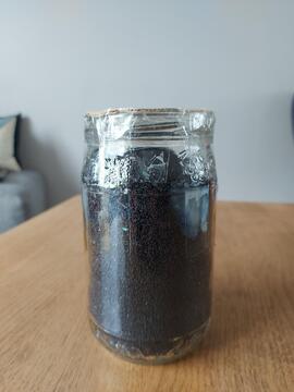 pot de sable noir décoratif