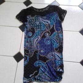 robe bleue et noire taille 40/42