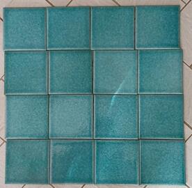 16 carreaux de carrelage turquoise 10 x10 aspect craquelé