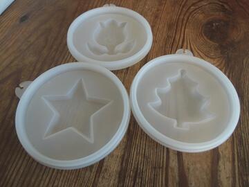Petits couvercles tupperware