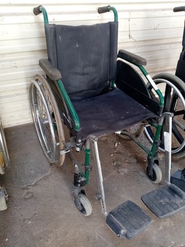 5 fauteuil roulants