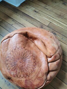 Pouf marocain en cuir à rafraîchir