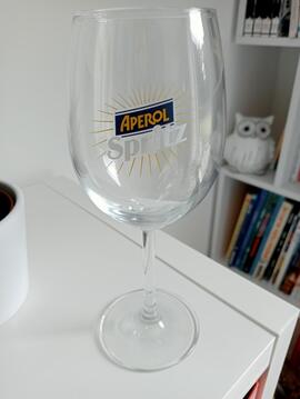 verre sur pied pour apéro grand format