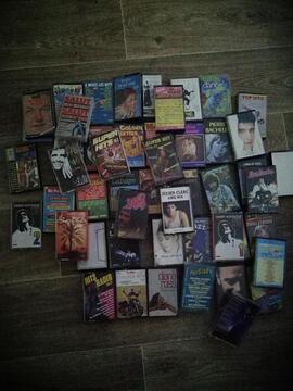 50 cassettes