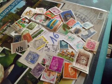 Lot de timbres monde 16
