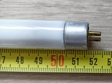 tube néon 13 W 51,5 cm